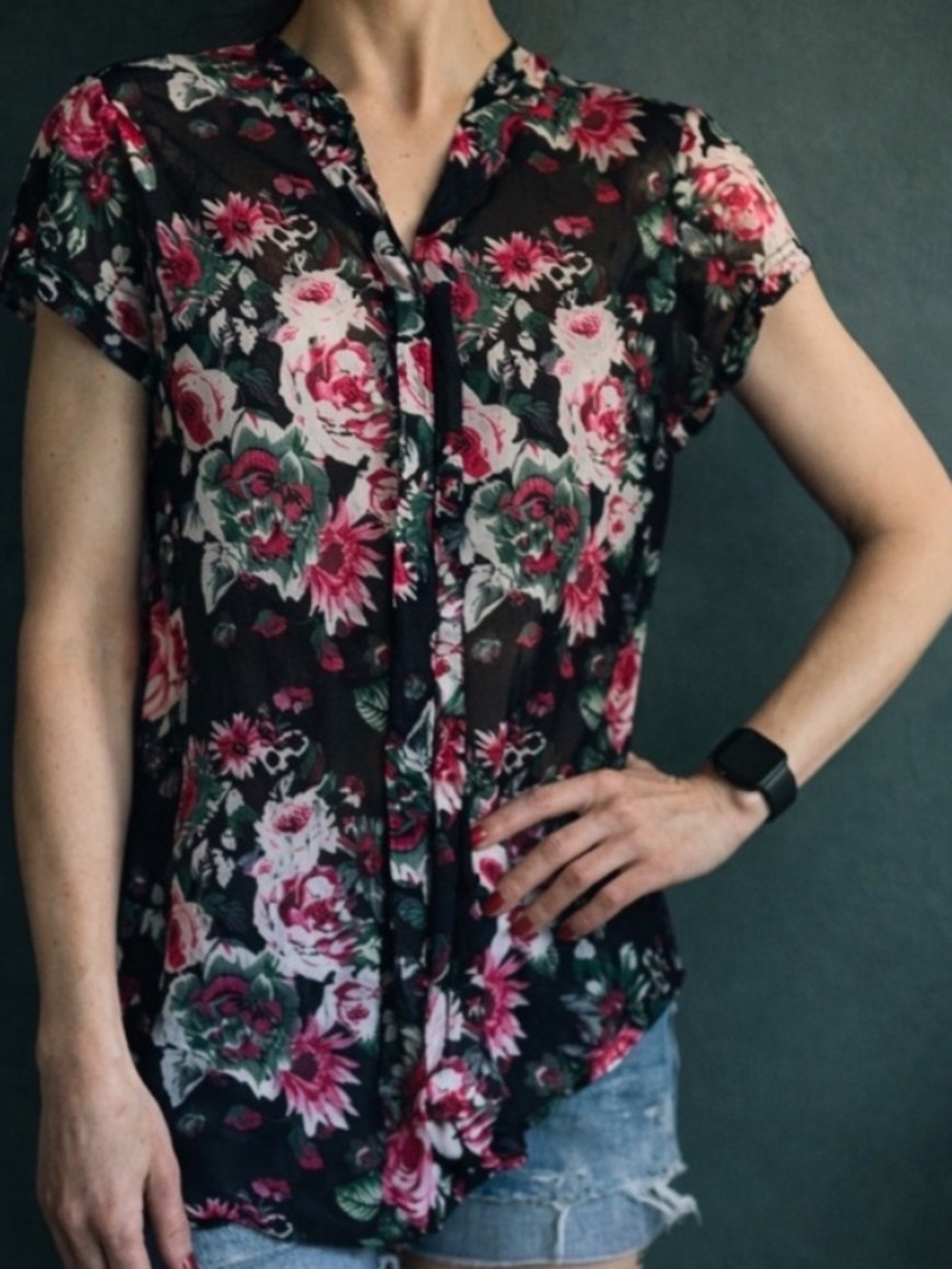 Siren Lily Black Pink Floral Tie Neck Blouse Tunic Top Size Small